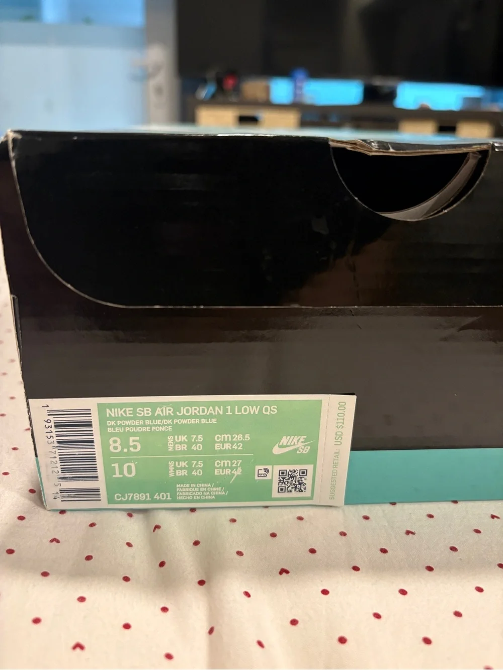 Nike Jordan 1 Low SB UNC CJ7891-401